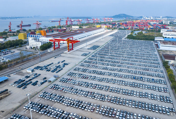 汽車出口.jpg